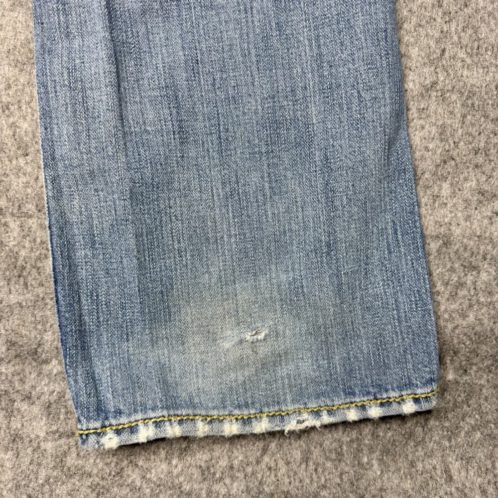 True Religion Jeans Bobby Big T‎ 31x33 Distressed Rips USA Made Denim Bootcut